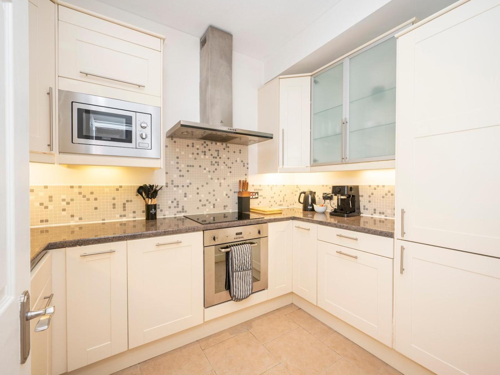 Appartamento Gated Riverside Se16 With Parking Pass The Keys